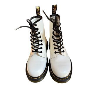 Vintage-Punk Vibes: White Dr. Martens 1460 Boots size 5